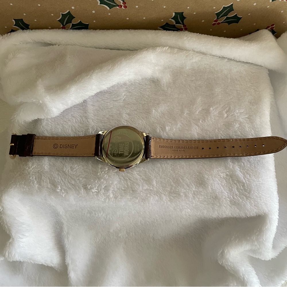 Disney Time Works Mickey Mouse Watch with date, embossed, genuine, leather band. - Picture 7 of 8